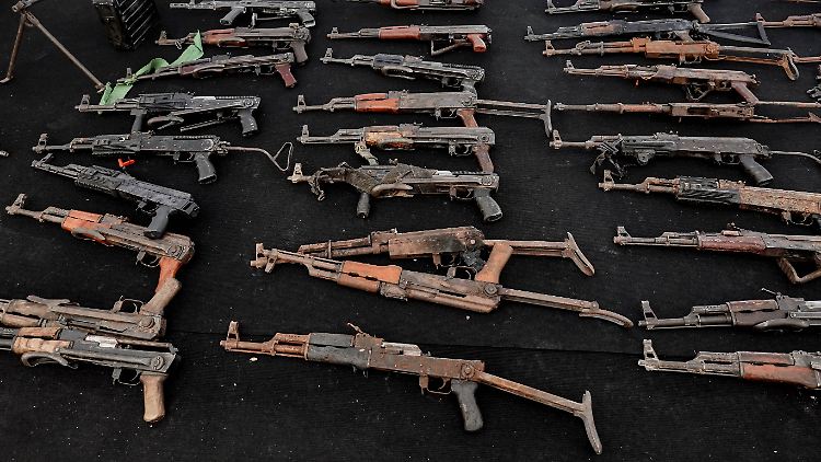 Die israelischen Streitkräfte beschlagnahmen immer wieder Waffen und Munition.