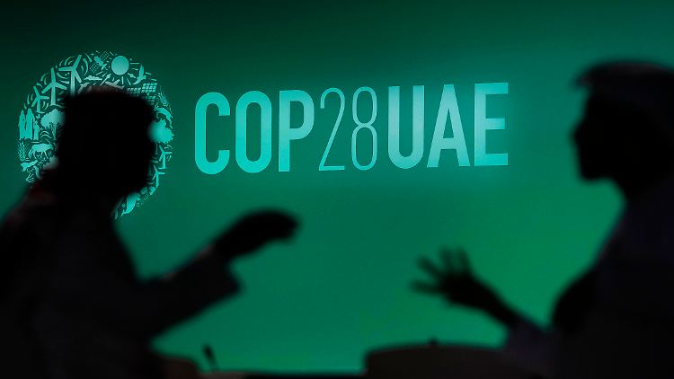 Bei dem COP28-Treffen wollen mehr als 190 Länder auch eine erste große Bestandsaufnahme der Umsetzung der Pariser Klimakonferenz 2015 erstellen. 