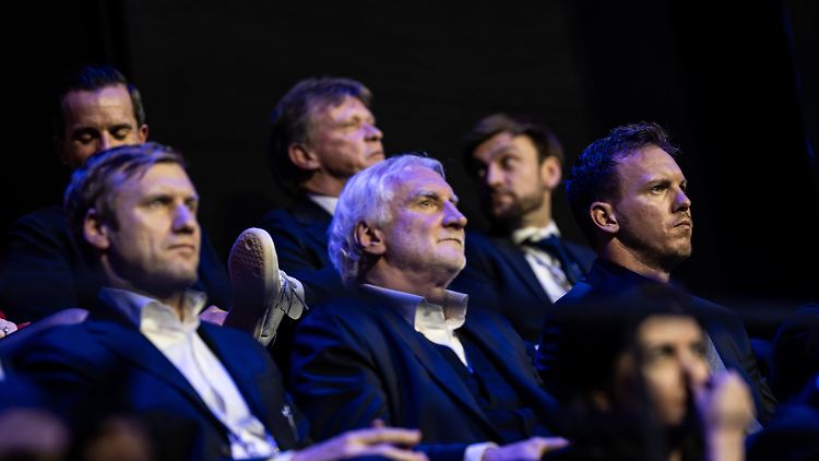 Völler hörte das Stöhnen wie alle im Saal.