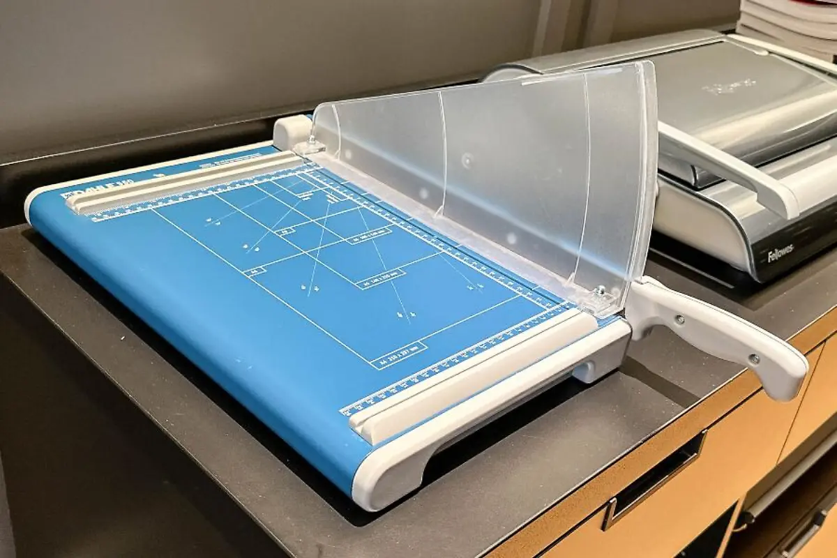 Papierhebelschneider-Dahle-560-l