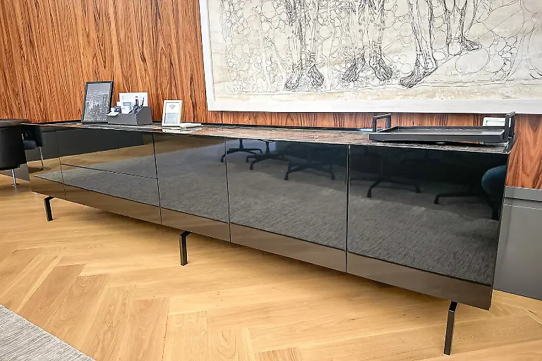Design-Sideboard-mit-Minibar-xl