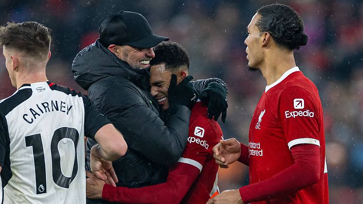 Die Freude ist nach Abpfiff ganz auf Seiten Liverpools.