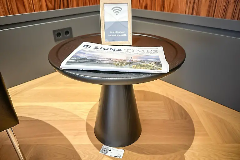 Design-Beistelltisch-xl