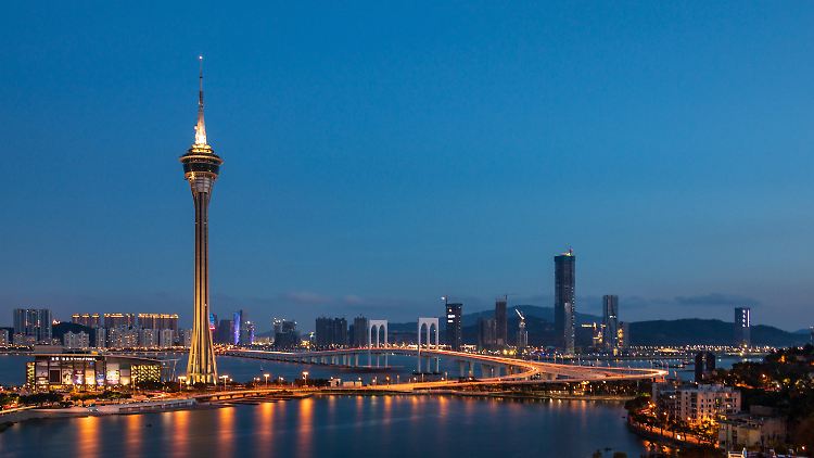 Der Sprung vom Macau Tower war zum Zeitpunkt seiner Eröffnung der höchste der Welt.
