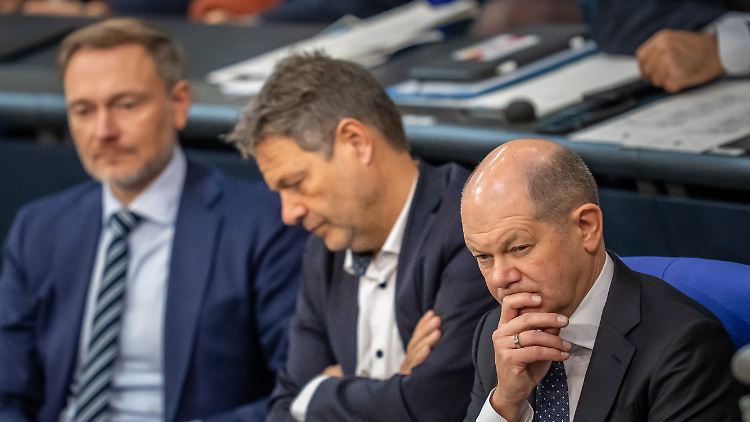 Verbringen wieder viel Zeit zu dritt: Lindner, Habeck und Scholz. 