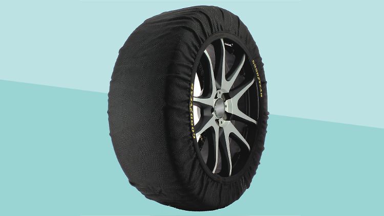 Diese Schneesocken von Goodyear gibt es jetzt günstig bei Ebay.