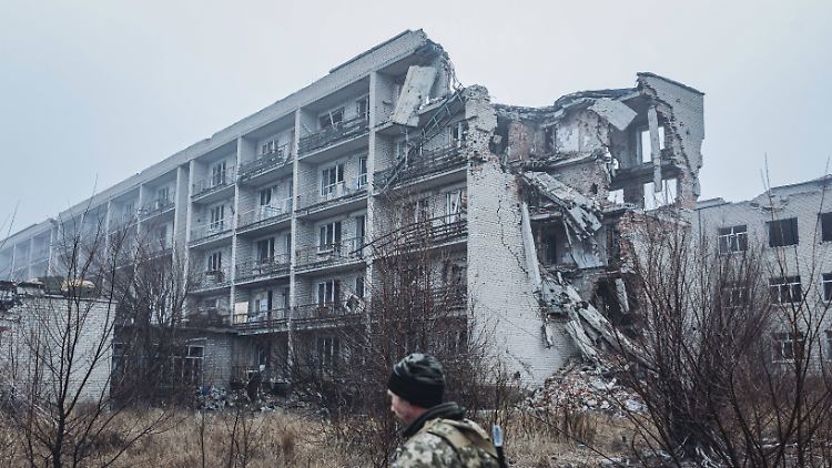Marinka liegt seit fast zehn Jahren an der Front. Die ukrainischen Streitkräfte sollen derzeit noch einen kleinen Teil der Stadt halten.