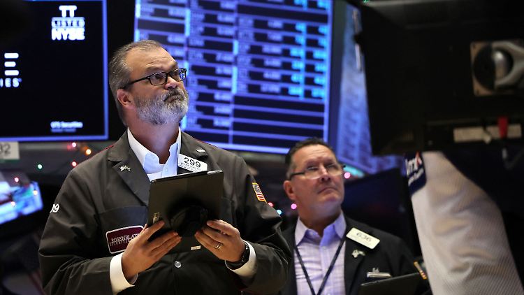 Nach den kräftigen Gewinnen der vergangenen Woche legt die Wall Street eine Atempause ein.