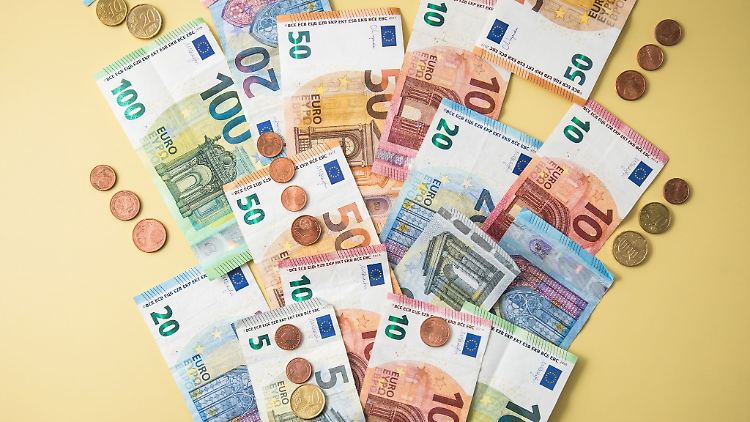 Ab dem kommenden Jahr können mehr Menschen von der Arbeitnehmer-Sparzulage profitieren.