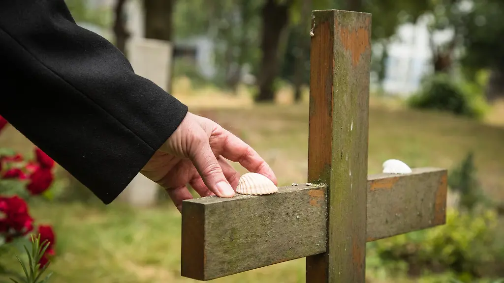 Stirbt-ein-Mensch-verschuldet-stehen-die-Erben-in-der-Pflicht