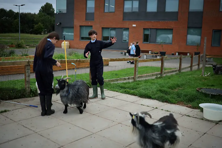 Megan-Pitt-and-Corey-Gibson2