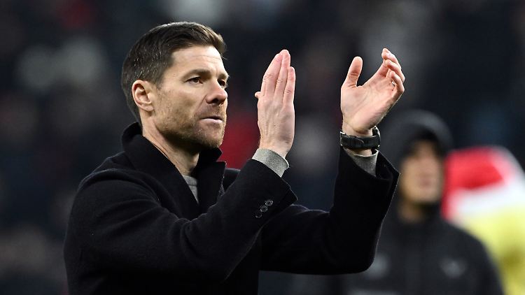 Xabi Alonso coacht Bayer Leverkusen zum Spitzenteam - und wird umworben.