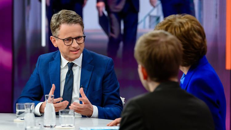 "Die Menschen sehnen sich nach einer Führung", sagt CDU-Generalsekretär Linnemann.