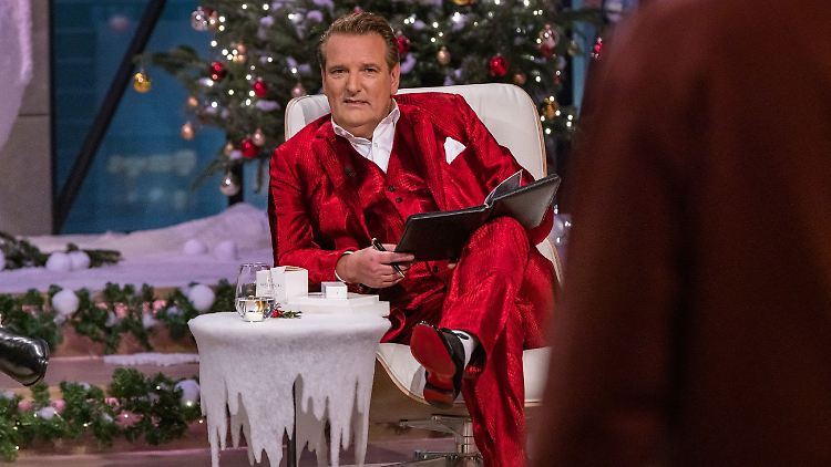 In Sachen Stil macht er sogar dem Weihnachtsmann Konkurrenz: Ralf Dümmel.