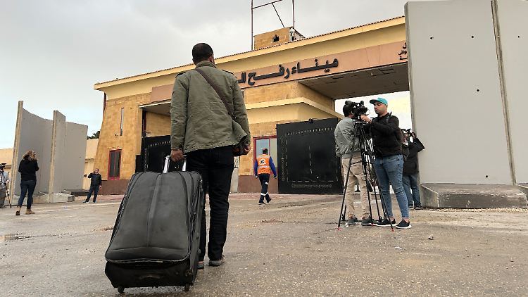 Der Grenzübergang Rafah zwischen Ägypten und dem Gazastreifen von der ägyptischen Seite aus gesehen.