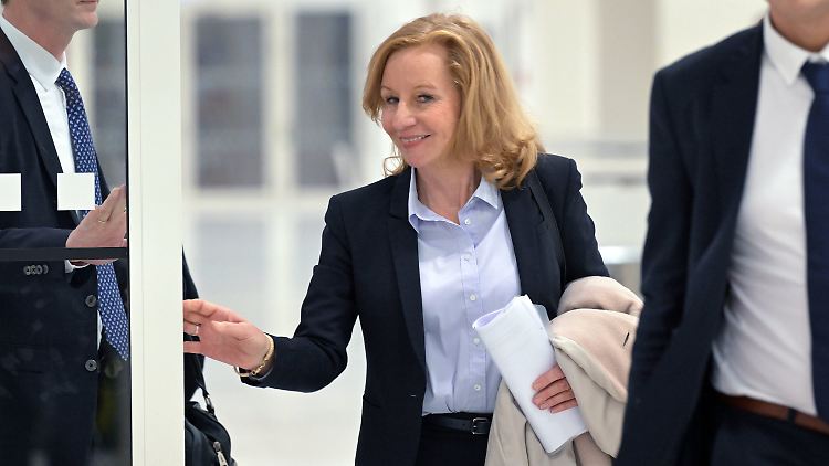Es tue ihr leid, sagt Patricia Schlesinger.