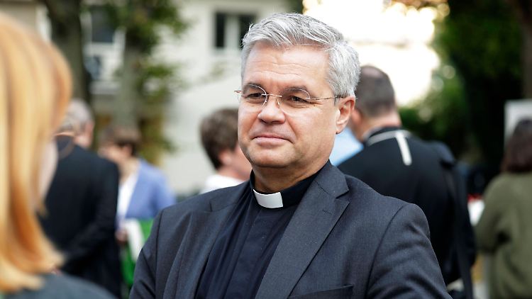 EIn Jahr hat Udo Markus Bentz auf die Segnung gewartet. Jetzt übernimmt er die Leitung des Erzbistums Paderborn.