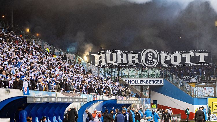 Fans des FC Schalke 04 standen in Rostock im Fokus.