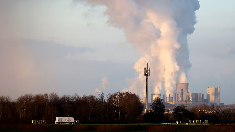 Für die vorzeitige Stilllegung seiner Braunkohlekraftwerke bekommt RWE 2,6 Milliarden Euro.