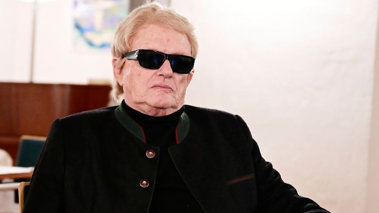 Sein Leben geht weiter - auch ohne Hannelore: Heino.