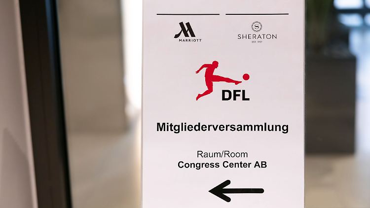 Die Deutsche Fußball Liga hat die notwendige Zustimmung für den geplanten Einstieg eines Investors erhalten.