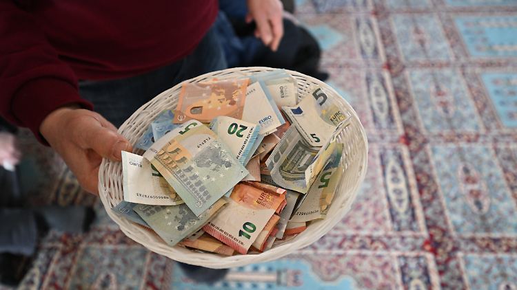 Trotz des Rückgangs zeigt sich der Deutsche Spendenrat optimistisch.