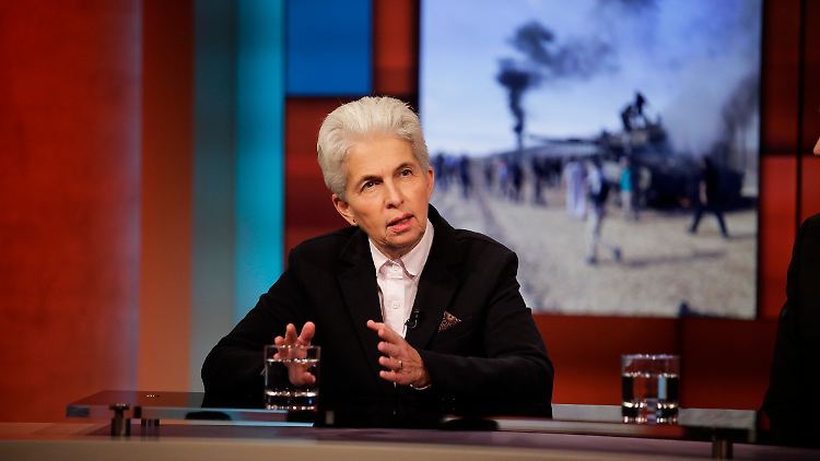 Strack-Zimmermann sprach vor zwei Wochen mit Angehörigen von Menschen, die in der Gewalt der Hamas waren. 