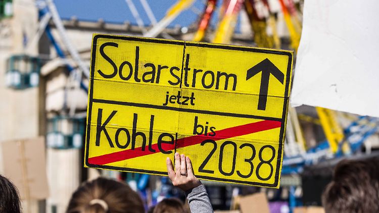 Bis 2030 sollen 80 Prozent des Stroms aus erneuerbaren Quellen kommen. Im Zeitraum Juli bis September 2023 lag ihr Anteil bei rund 60 Prozent.