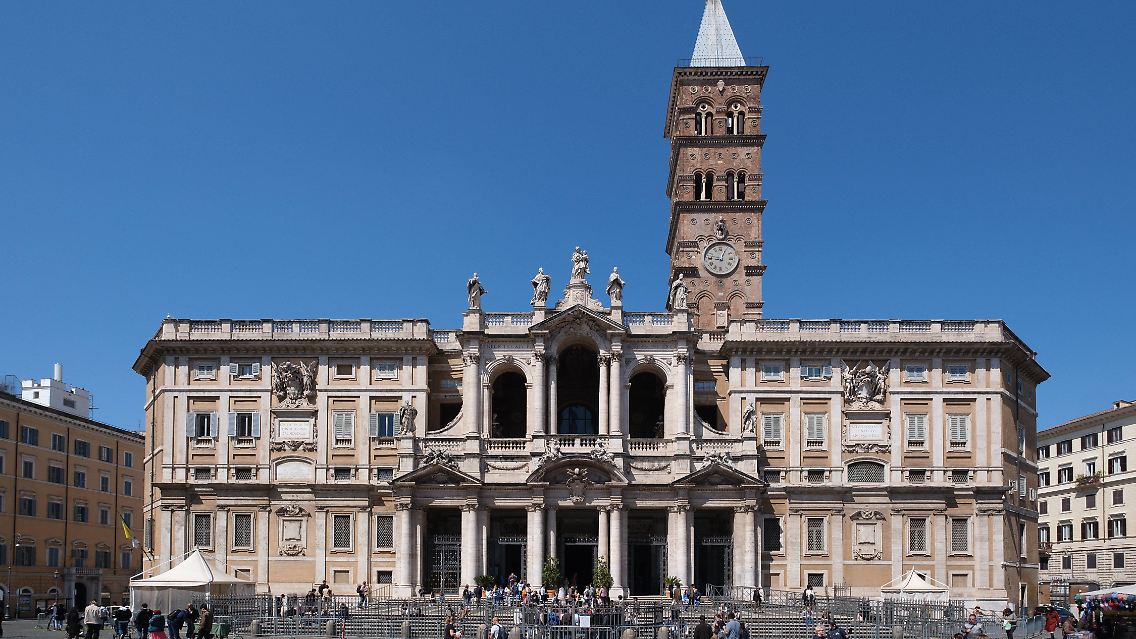 Die Kirche Santa Maria Maggiore ist eine der vier Papstbasiliken und liegt im Zentrum Roms.