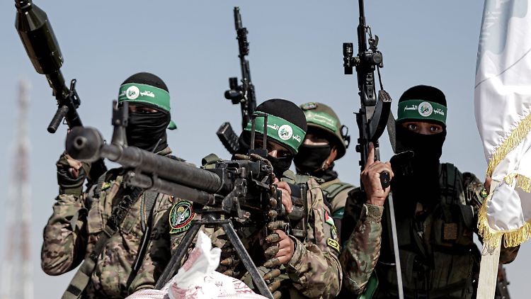 63 Prozent der befragten Palästinenser glauben, ein Ende der israelischen Besatzung lasse sich nur im bewaffneten Kampf erreichen. 