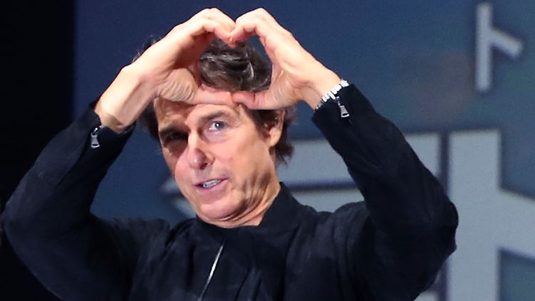 Hat er wieder mal sein Herz verschenkt? Tom Cruise.