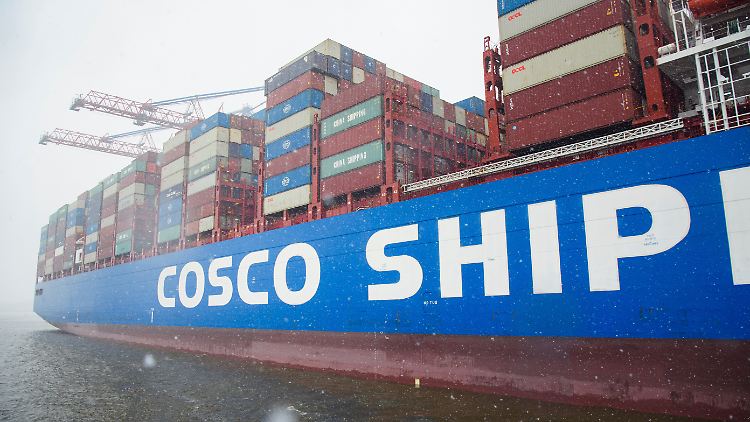 Europäische Unternehmen würden ihren Wettbewerb besonders gegenüber China schwächen, meint das Institut der deutschen Wirtschaft.
