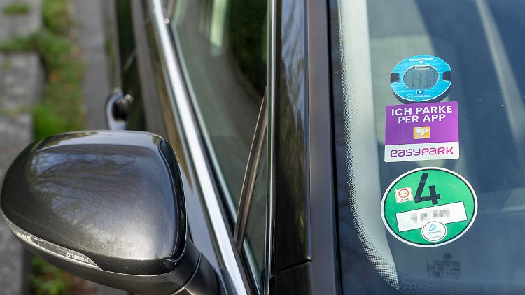 Easypark nutzt seine Technik auch, um Fahrerinnen und Fahrer zu freien Parkplätzen zu lotsen. 