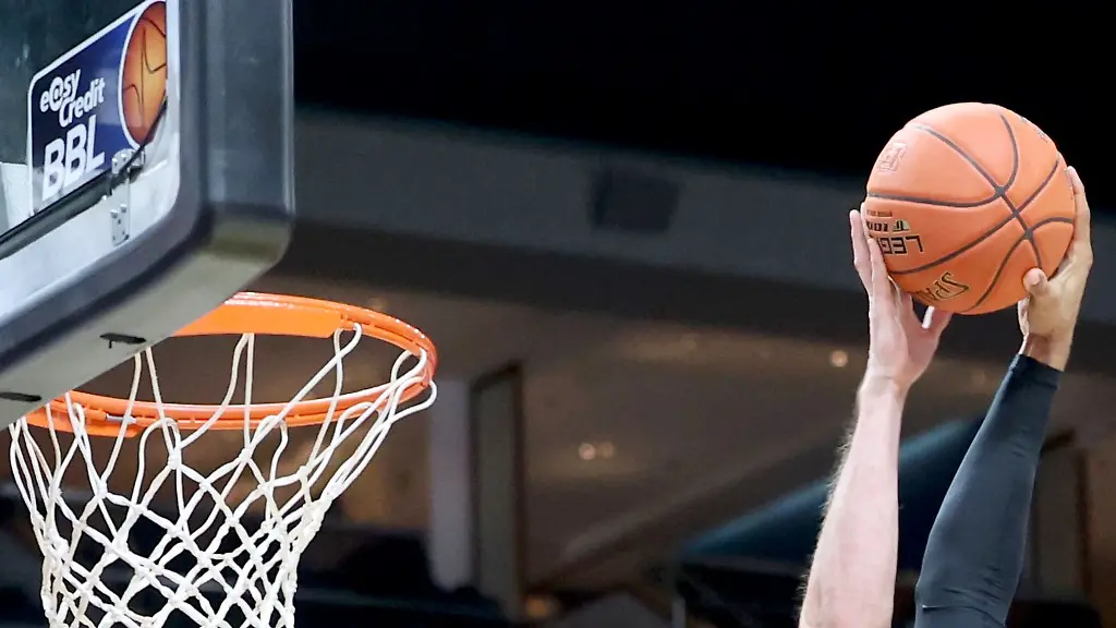 Basketball-Bundesliga-Rostock-Seawolves-feiern-Sieg-in-Vechta