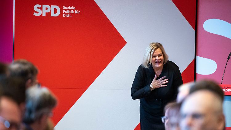 Äußerte sich auch kritisch über den Koalitionsvertrag: die Landesvorsitzende der Hessen-SPD, Nancy Faeser.