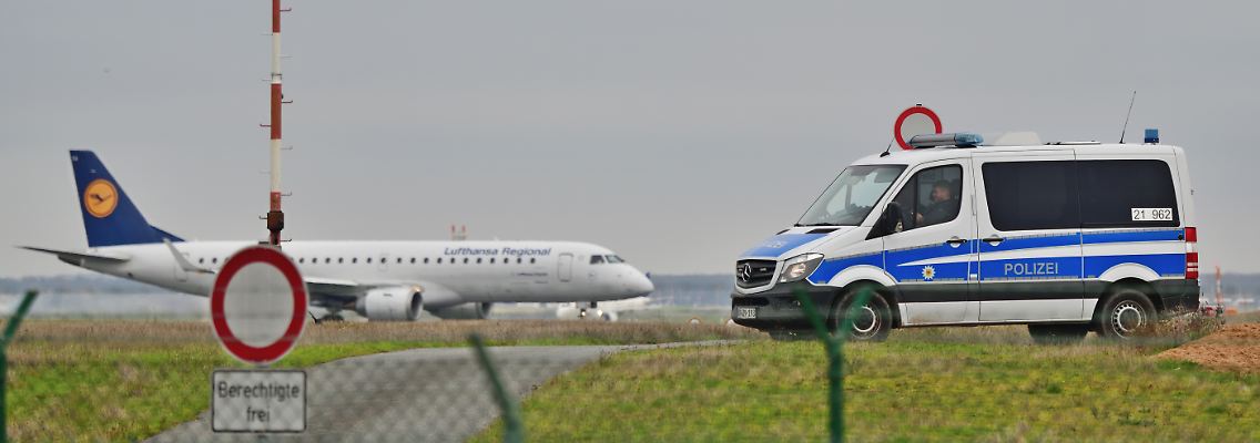 386066876 (1).jpg
