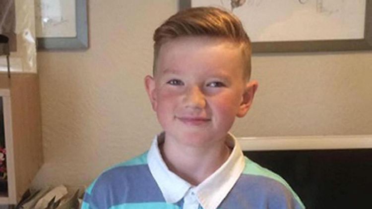 Alex Batty vor seiner Entführung durch seine Mutter 2017. Sie sei ein toller Mensch, aber keine tolle Mutter, so der heute 17-Jährige. 