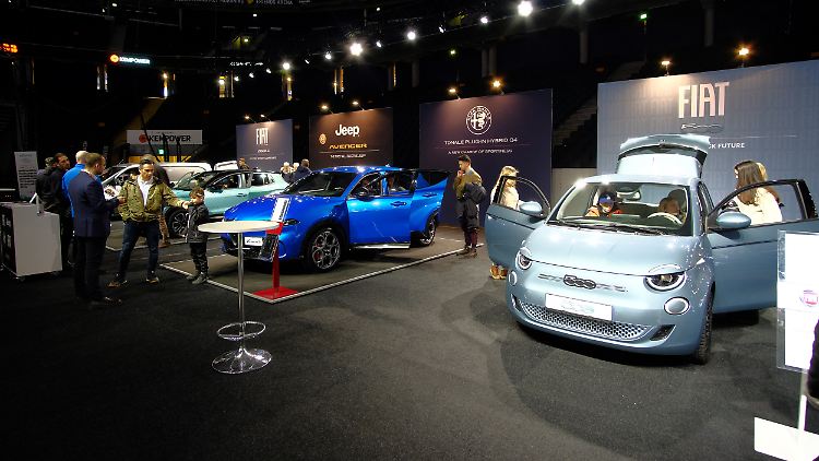 Der Preis für einen elektrischen Fiat, Peugeot, Opel oder Jeep soll vorerst nicht steigen.