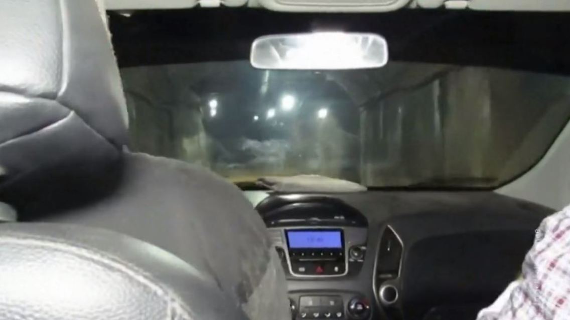 IsraelTunnelAuto.JPG