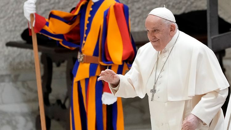 Kann gleichgeschlechtlichen Paaren den Segen erteilen: Papst Franziskus.