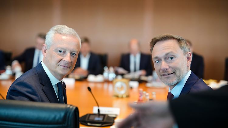 Frankreichs Finanzminister Le Maire und sein deutscher Amtskollege Lindner im September in Berlin. 