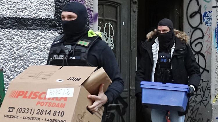 In mehreren Bezirken in der Hauptstadt ging die Polizei gegen die Gruppe vor.