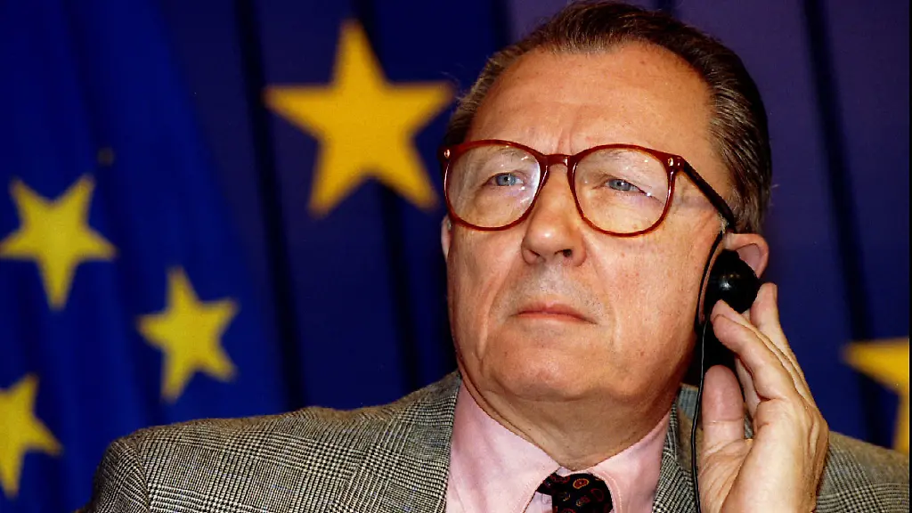 1994-10-21T120000Z-806924029-PBEAHUNICFR-RTRMADP-3-DELORS