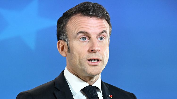 Auf sein Betreiben wird das neue Gesetz erarbeitet, nun will Präsident Macron es vom Verfassungsrat überprüfen lassen.