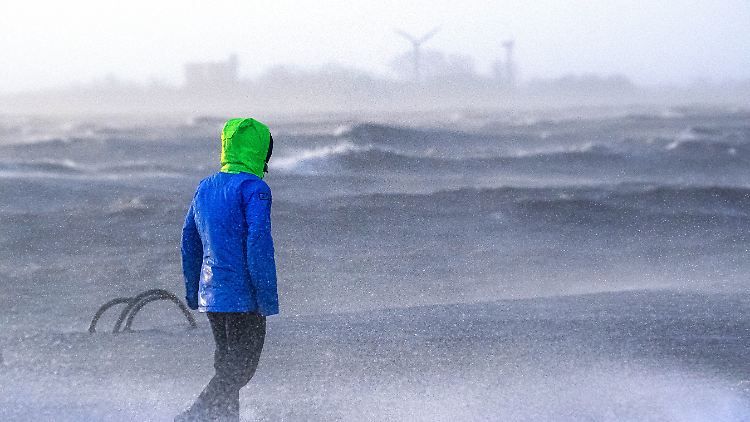 Dezembersturm an der Wesermündung in Bremerhaven: Die stationären Extremwetterlagen häufen sich.