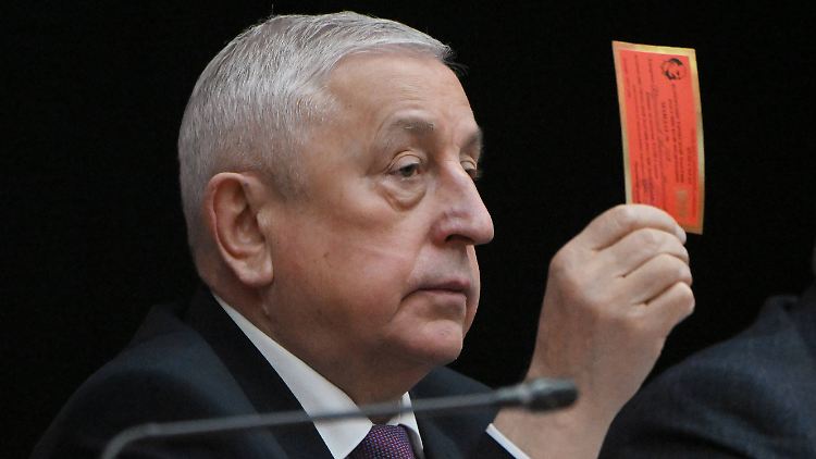 Nikolai Charitonow unterstützt die Kreml-Politik und den Angriffskrieg gegen die Ukraine.