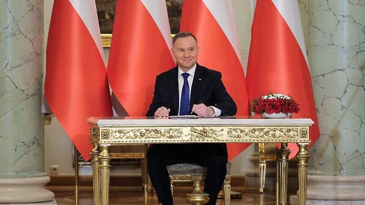 Der polnische Präsident Duda bei der Amtseinführung der neuen Regierung am 13. Dezember. 