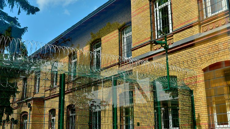 Der Maßregelvollzug in Berlin-Wittenau ist ein gesichertes Krankenhaus, in dem unter anderem Straftäter mit psychischen Krankheiten untergebracht sind.