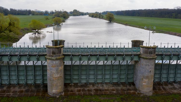 Das Pretziener Wehr - hier 2021 - schützt die Region bereits seit 1875 vor Hochwasser.