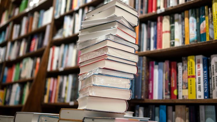 Kleinere Buchhandlungen will Zeitfracht künftig nur noch zweimal wöchentlich beliefern.